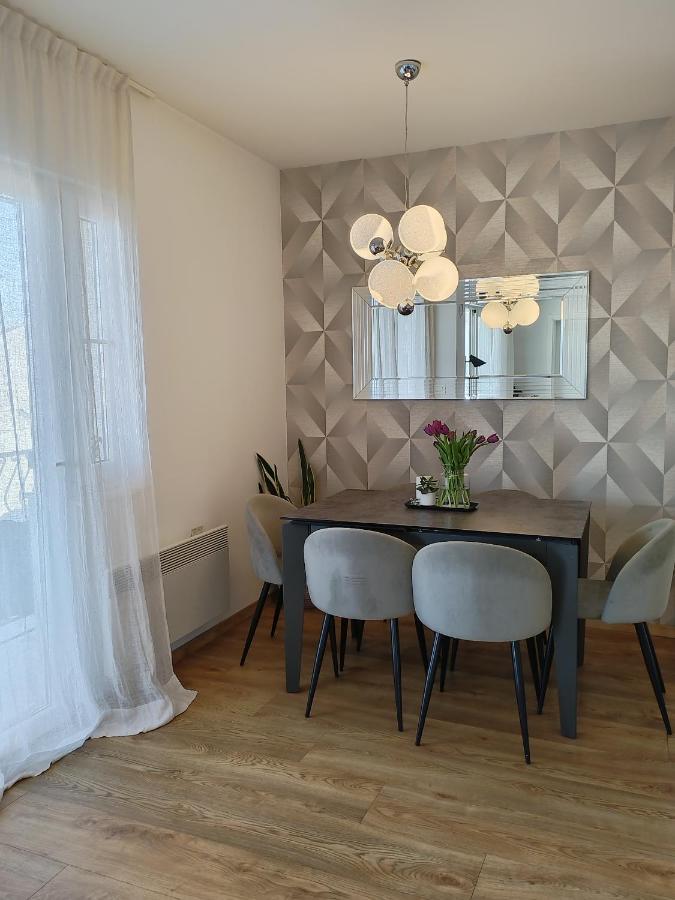 Apartmani Leo-Marin Макарська Екстер'єр фото
