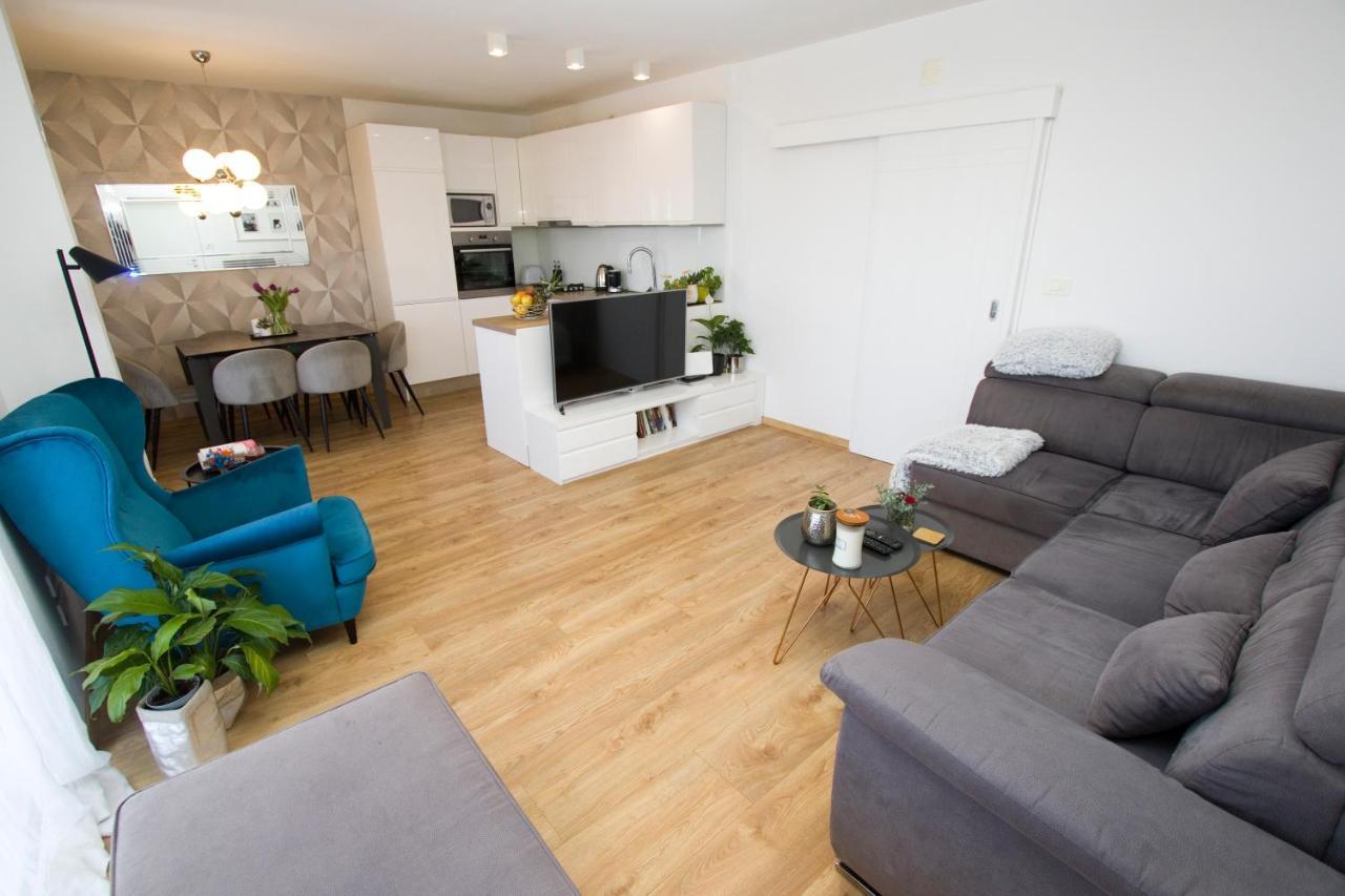 Apartmani Leo-Marin Макарська Екстер'єр фото