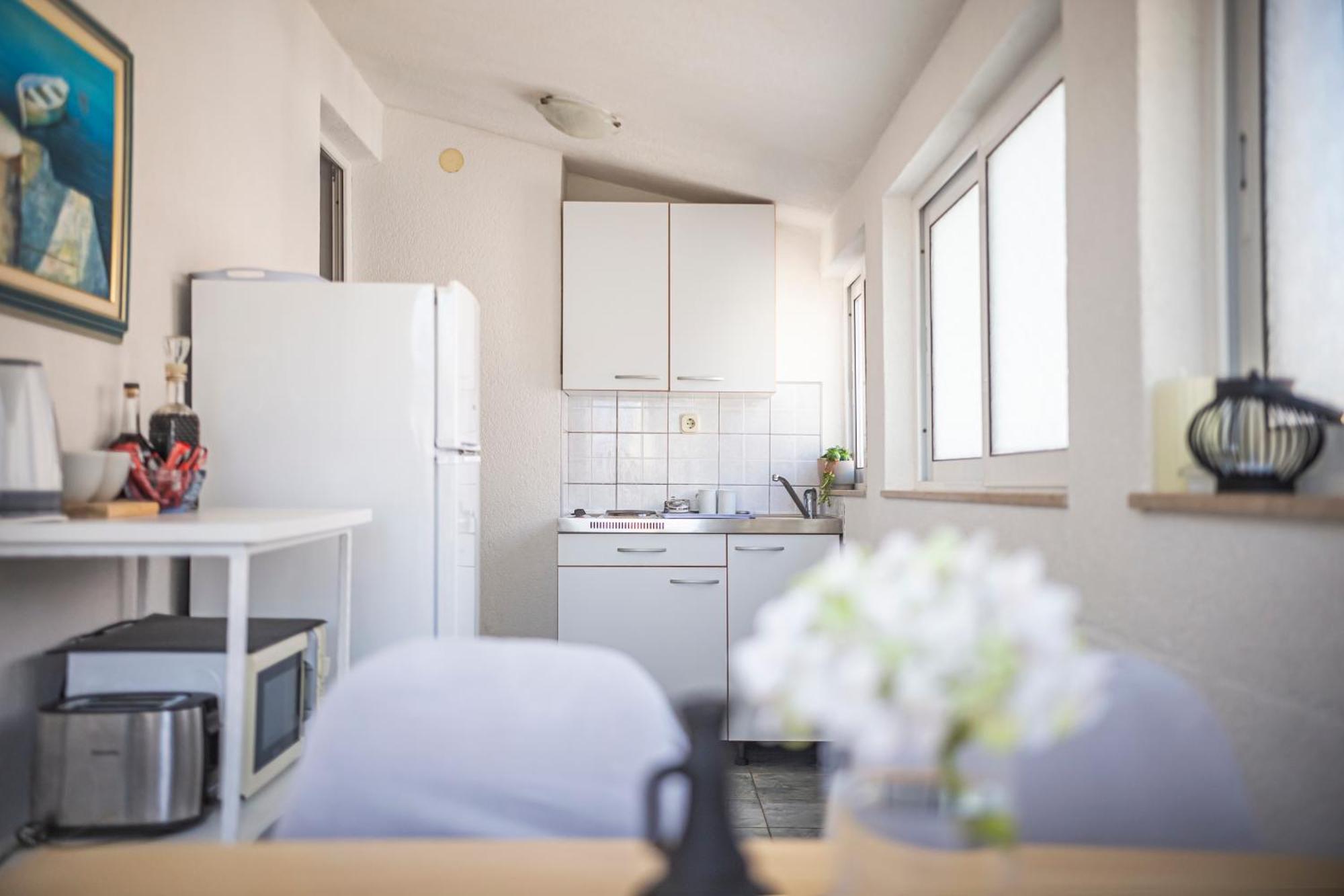 Apartmani Leo-Marin Макарська Екстер'єр фото