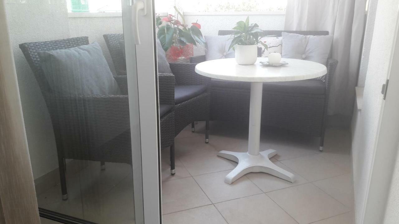 Apartmani Leo-Marin Макарська Екстер'єр фото