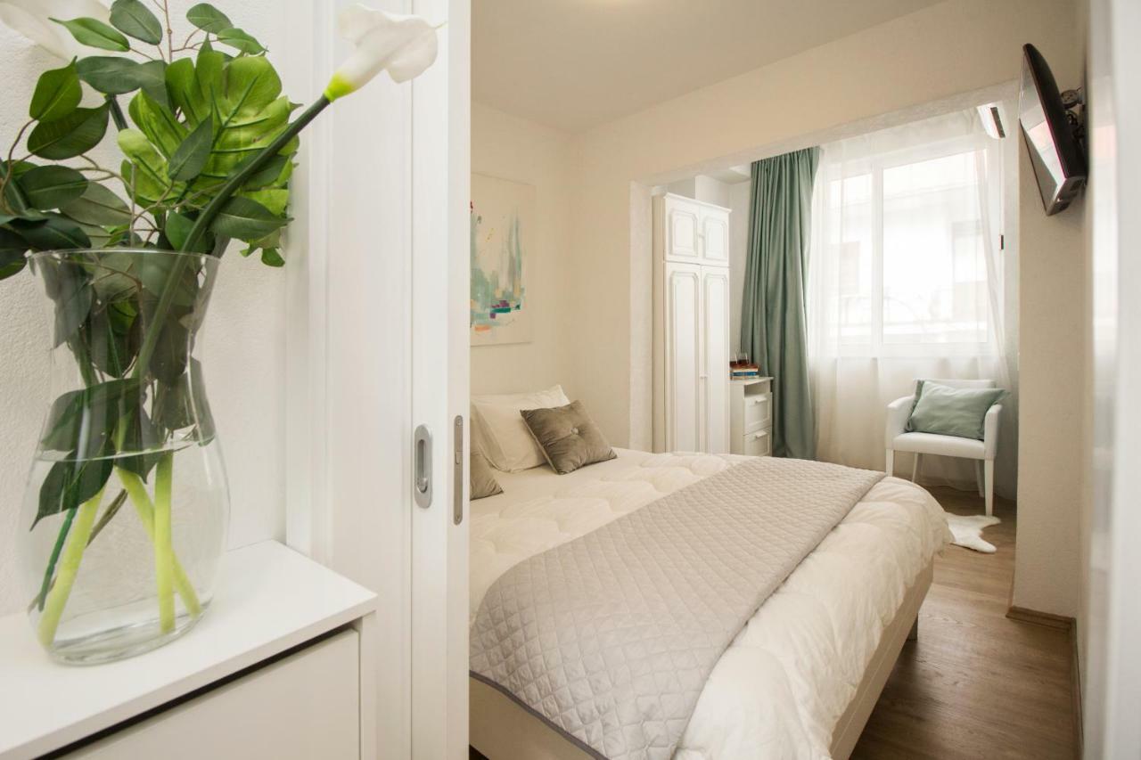 Apartmani Leo-Marin Макарська Екстер'єр фото