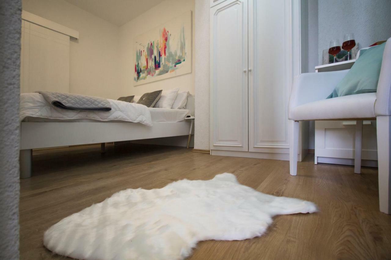 Apartmani Leo-Marin Макарська Екстер'єр фото